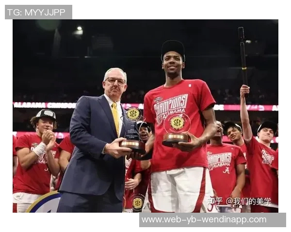 布兰登米勒闪耀赛场23分钟内高效砍下15分5助攻正负值高达16 布兰登米勒闪耀赛场23分钟内高效砍下15分5助攻正负值高达16