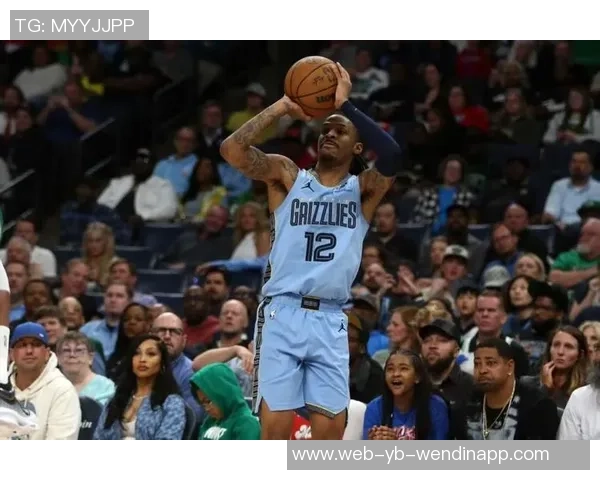 爱德华兹第三节狂飙16分前三节已斩获34分展现超强状态